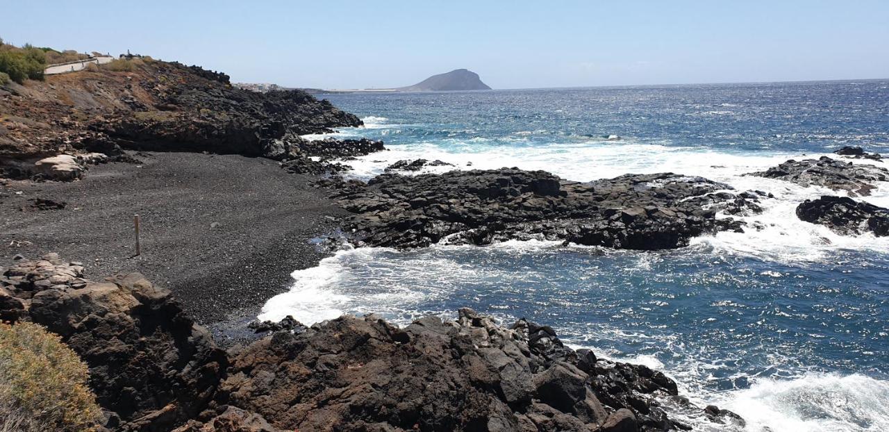 Cosy Well Located Tenerife Sur Golf Apartament